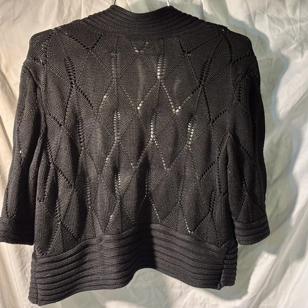 Women's Peter Nygard Black Open Front Sweater Size Medium/Petite - Picture 4 of 4